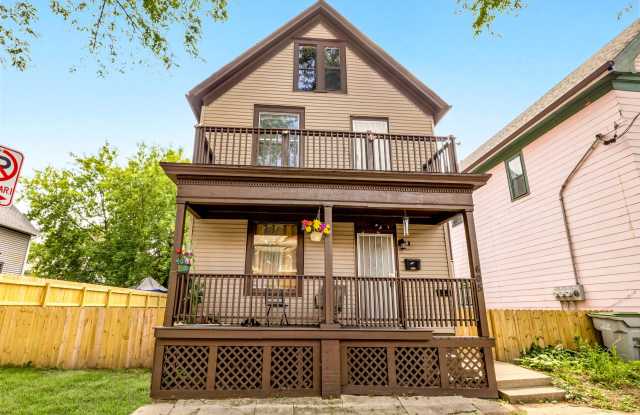 605 E Wright St - 605 East Wright Street, Milwaukee, WI 53212