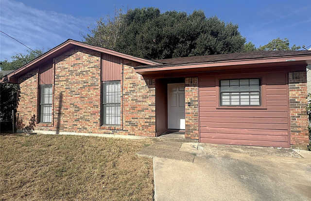 1320 S Rockwall Avenue Gallery 1