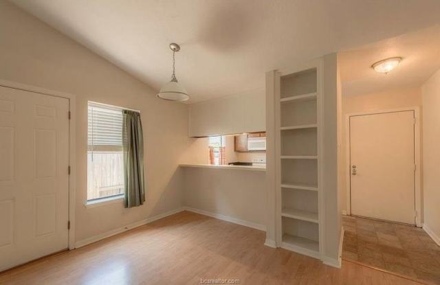 2515 Hickory Drive Gallery 4