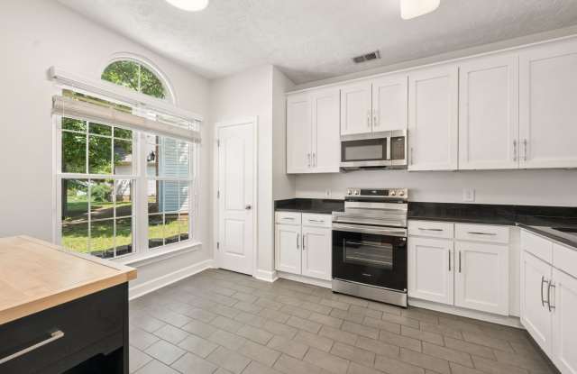 2741 Rosedale Place Gallery 3