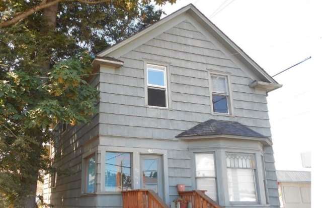 Charming Four Bedroom Home in the Heart of Bellingham! photos photos Charming Four Bedroom Home in the Heart of Bellingham! photos photos