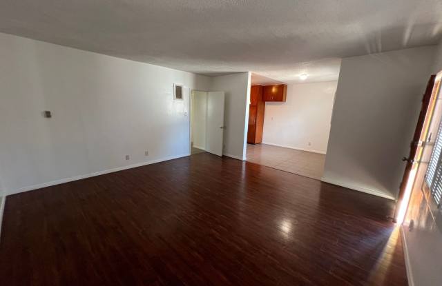 20th St. Apartments Gallery 4