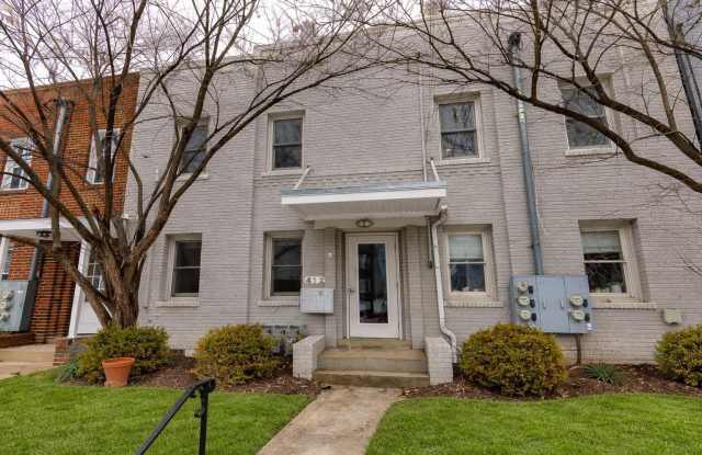 Conveniently Located 1 Bedroom Plus Den in Brookland photos photos