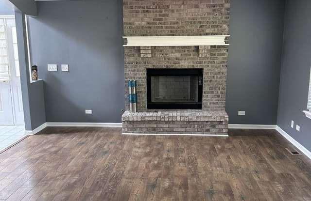 1931 Tamahawk - 1931 Tamahawk Lane, Naperville, IL 60564 1931 Tamahawk - 1931 Tamahawk Lane, Naperville, IL 60564