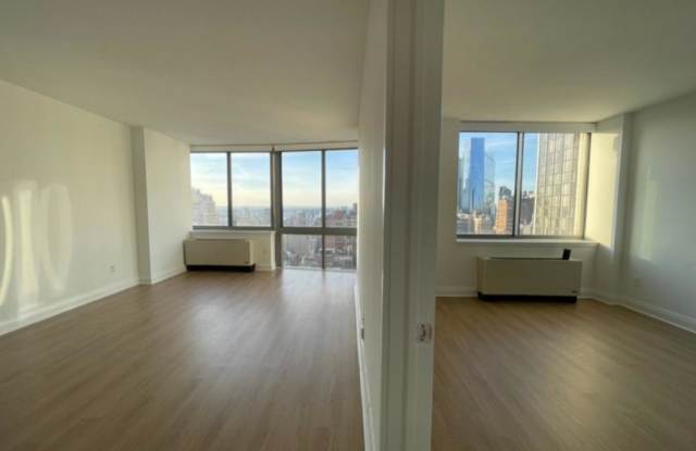 502 Ninth Avenue - 502 9th Avenue, New York City, NY 10018