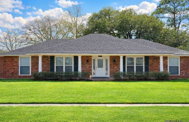 12360 Warwick Ave photos photos