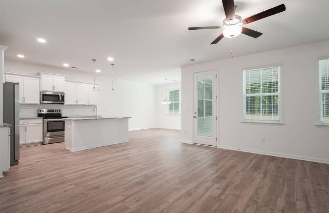295 Bryland Way Gallery 3