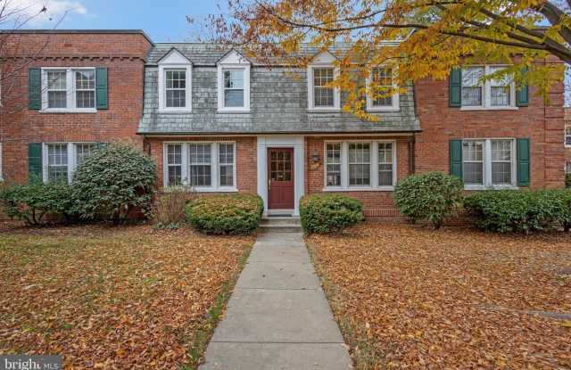 1804 QUEENS Lane photos photos