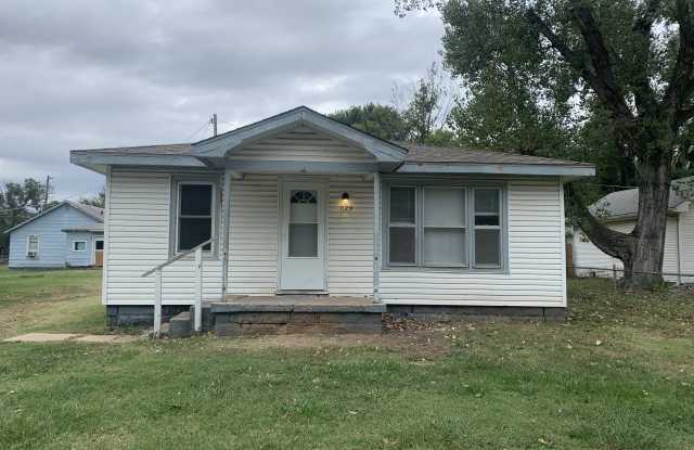 1129 S High St photos photos