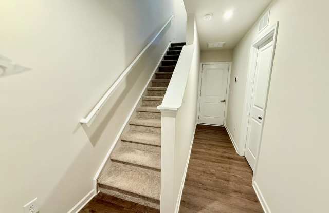 1431 Richardson Towns Court - 1 Gallery 2