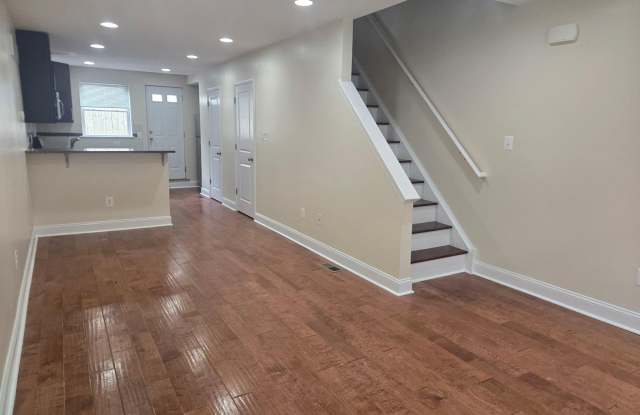 1338 S BANCROFT Street Gallery 1
