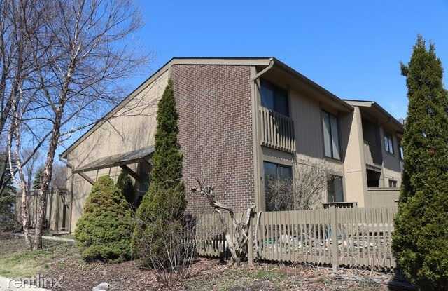 705 Acadia Court - 705 Acadia Court, Roselle, IL 60172