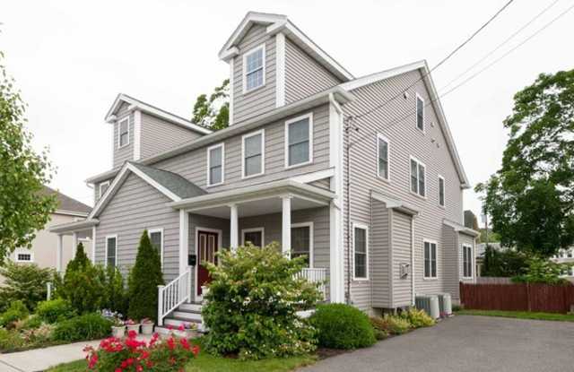 162 Sycamore Street photos photos