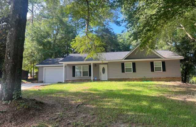 Available Now! - 133 Blackhawk Drive, Daleville, AL 36322