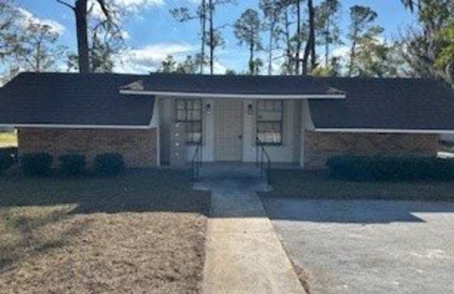 1114 NW US HWY 41 - 1114 North West U.S. Highway 41, Jasper, FL 32052