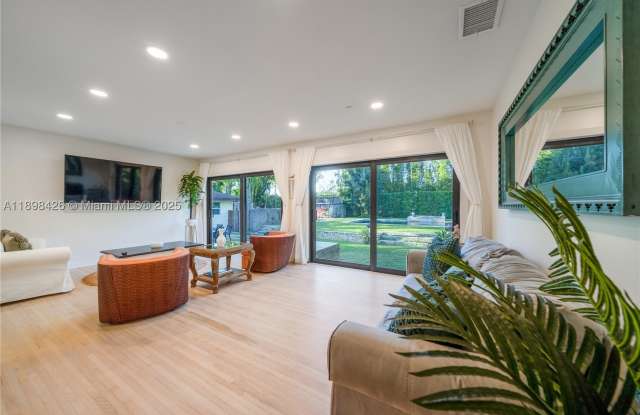 29880 SW 183rd Ct Gallery 4