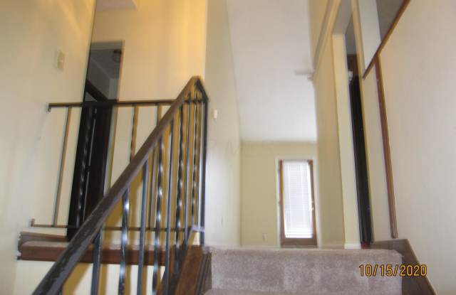 7661 Foxboro Court Gallery 3