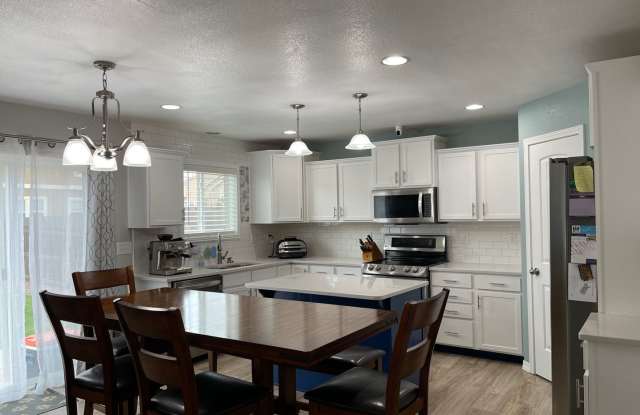 Beautiful 2 Story w/Finished Basement in Dublin North! Gallery 4