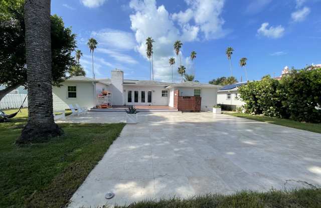 3411 E Debazan Ave photos photos