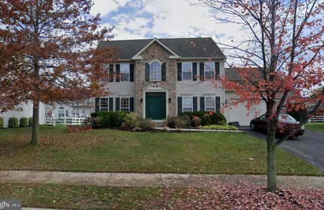 321 DRAKE DRIVE photos photos