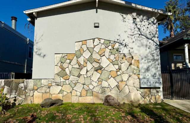 2611 U St photos photos