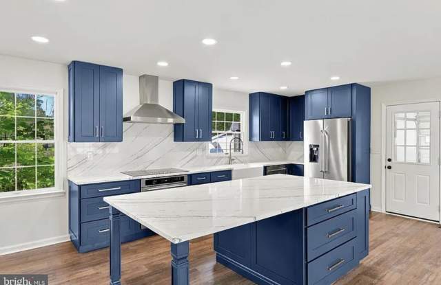 19260 Rolling Hills Dr Gallery 1