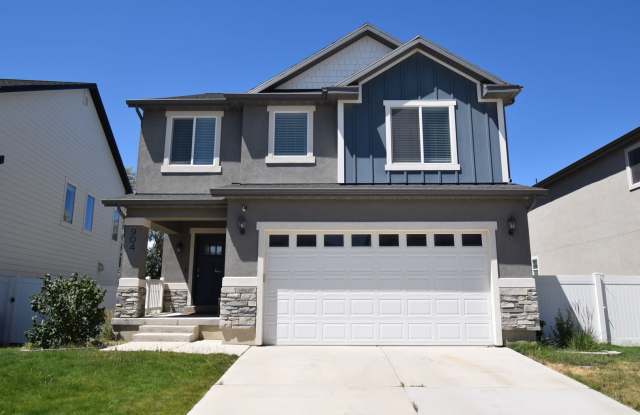 Quiet Family Friendly 4 Bed Home in Bluffdale!! photos photos
