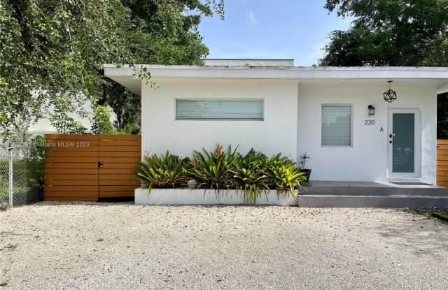 220 Nw 47th St - 220 Northwest 47th Street, Oakland Park, FL 33309