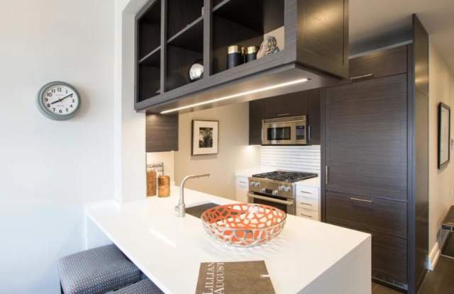 551 10th Ave. photos photos