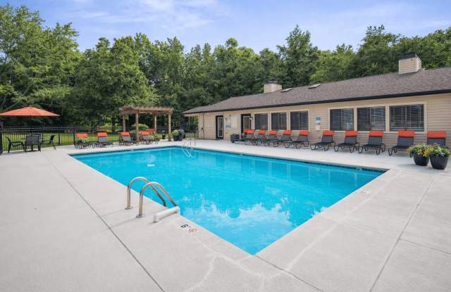 Davidson Apartment Homes Gallery 3