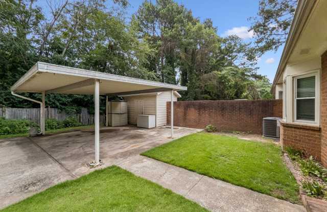 Updated 2BR/2BA Townhome in Convenient East Athens Location Gallery 4