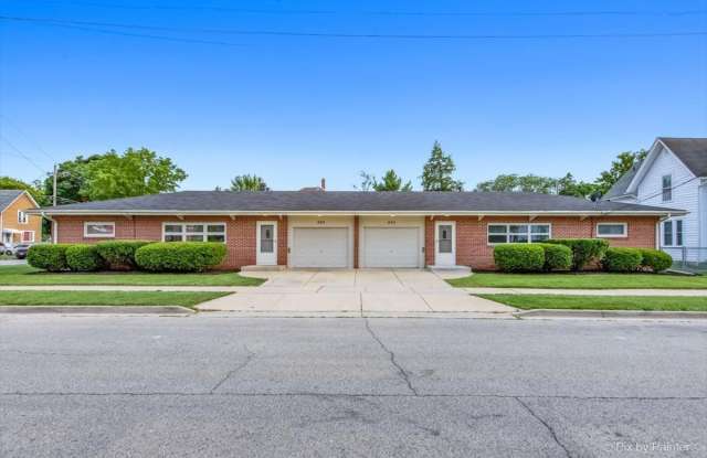 495 Franklin Boulevard - 495 Franklin Boulevard, Elgin, IL 60120