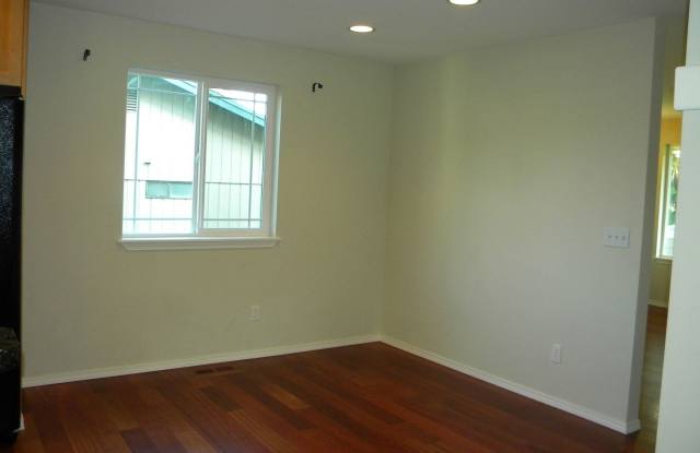 744 Sylvan Way Gallery 4
