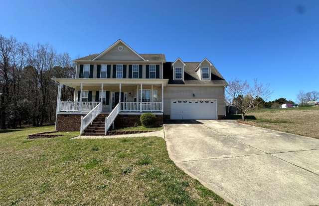 Beautiful 3 bedroom home on over 3/4 acres with huge garage. photos photos