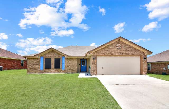 305 Sandra Sue Dr photos photos