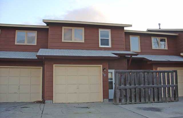 334 Aristocrat Dr - 334 Aristocrat Drive, Billings, MT 59105