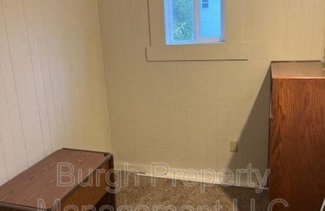 304 S 11th St - 304 South 11th Street, Indiana, PA 15701