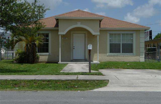 841 NW 10th St - 841 Northwest 10th Street, Hallandale Beach, FL 33009