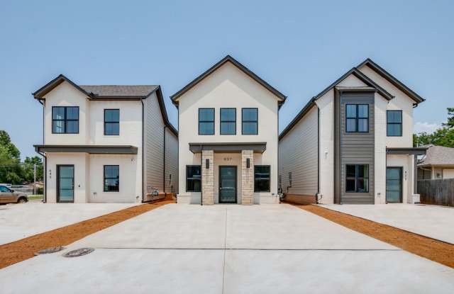 Urban living in Edmond - 637 West 2nd Street, Edmond, OK 73003