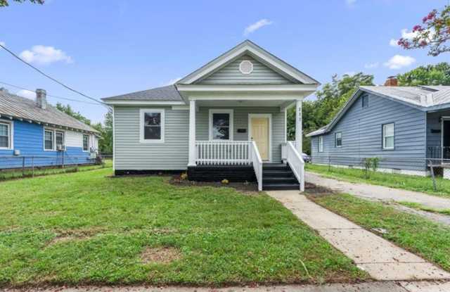 Charming 2 bedroom, 1 bath Gallery 1