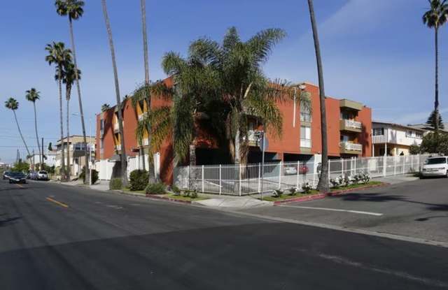 935 S Mariposa Ave photos photos