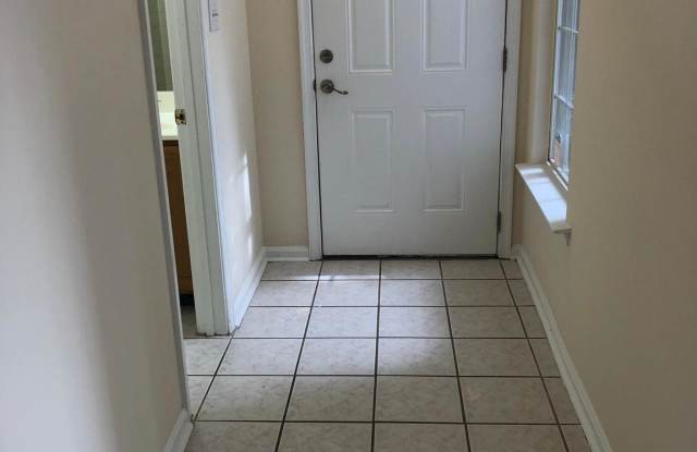 1 CARAVAN COURT Gallery 2