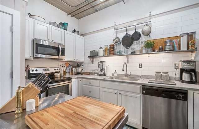 ST. PAULS PLACE - 423 Saint Pauls Boulevard, Norfolk, VA 23510