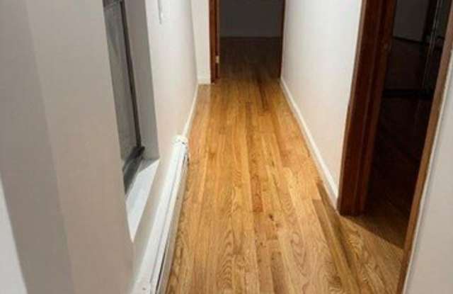 732 Belmont Avenue Gallery 4