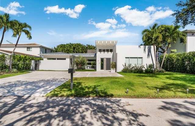 475 Woodcrest Rd - 475 Woodcrest Road, Key Biscayne, FL 33149