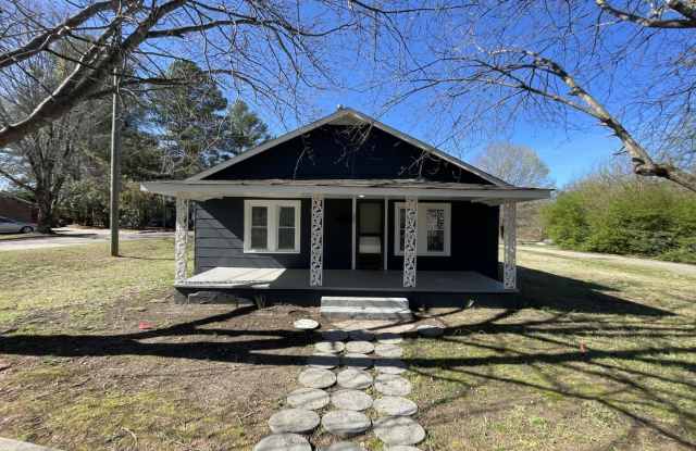 2 Bedroom 1 bathroom house in Wake Forest Gallery 3