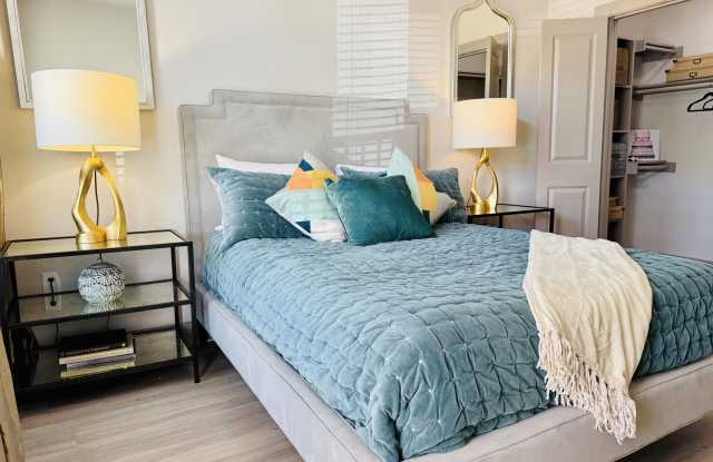 Savannah Oaks photos photos