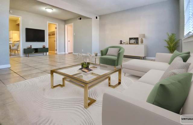 3862 Englewood Circle Gallery 1