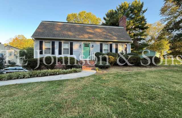 Spacious Home with Main-Level Primary Suite, Two Gas Fireplaces & Two-Car Garage! Gallery 1