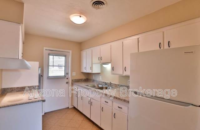 2110 S. Grandada Dr. photos photos
